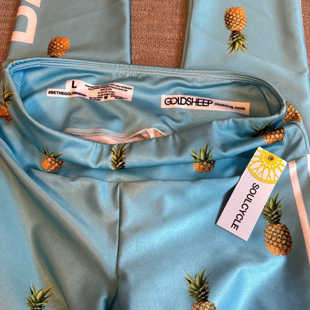 NWT Soulcycle x Goldsheep Blue Pineapple Print Leggings - Picture 4 of 7